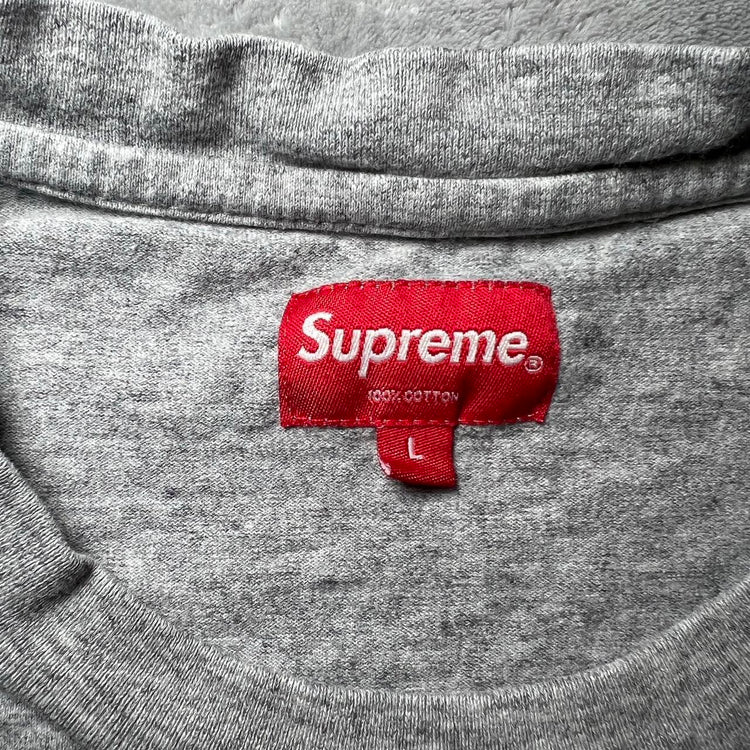 Supreme small box tee